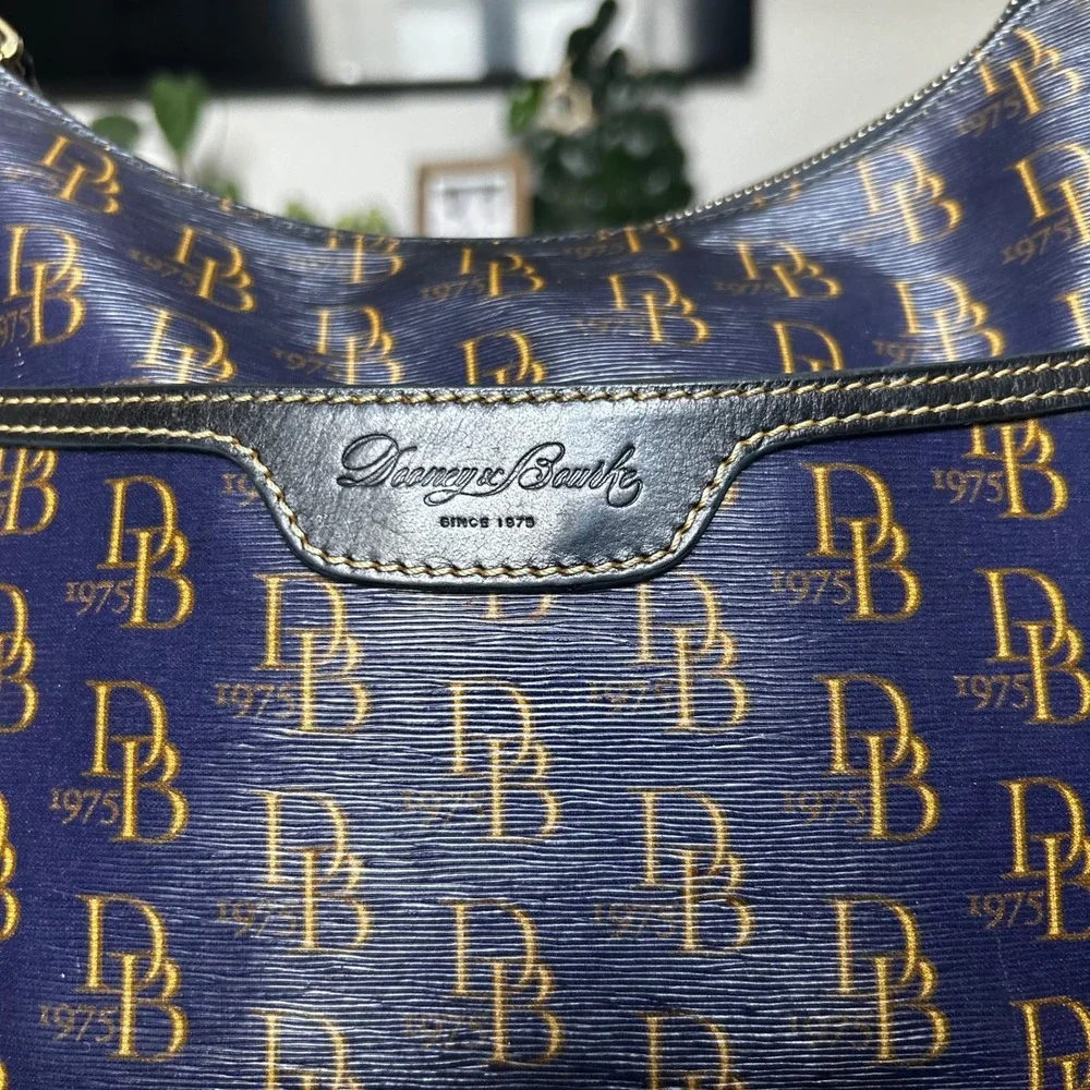 Dooney & Bourke Collins 1975 Signature Brown Leather Shoulder Bag Hobo Navy Blue